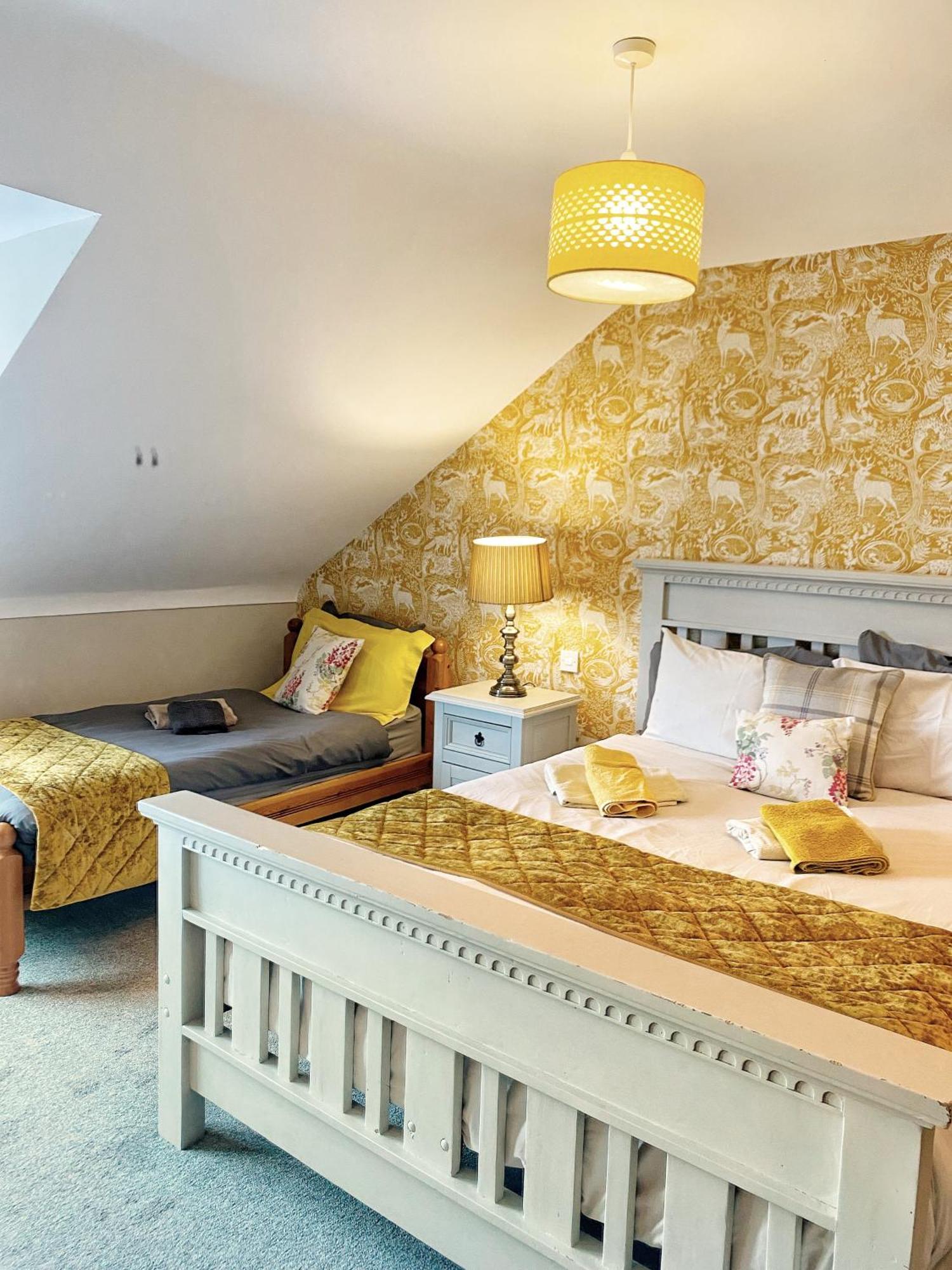 בליק Dulrush Lodge Guest House, Restaurant And Self-Catering מראה חיצוני תמונה