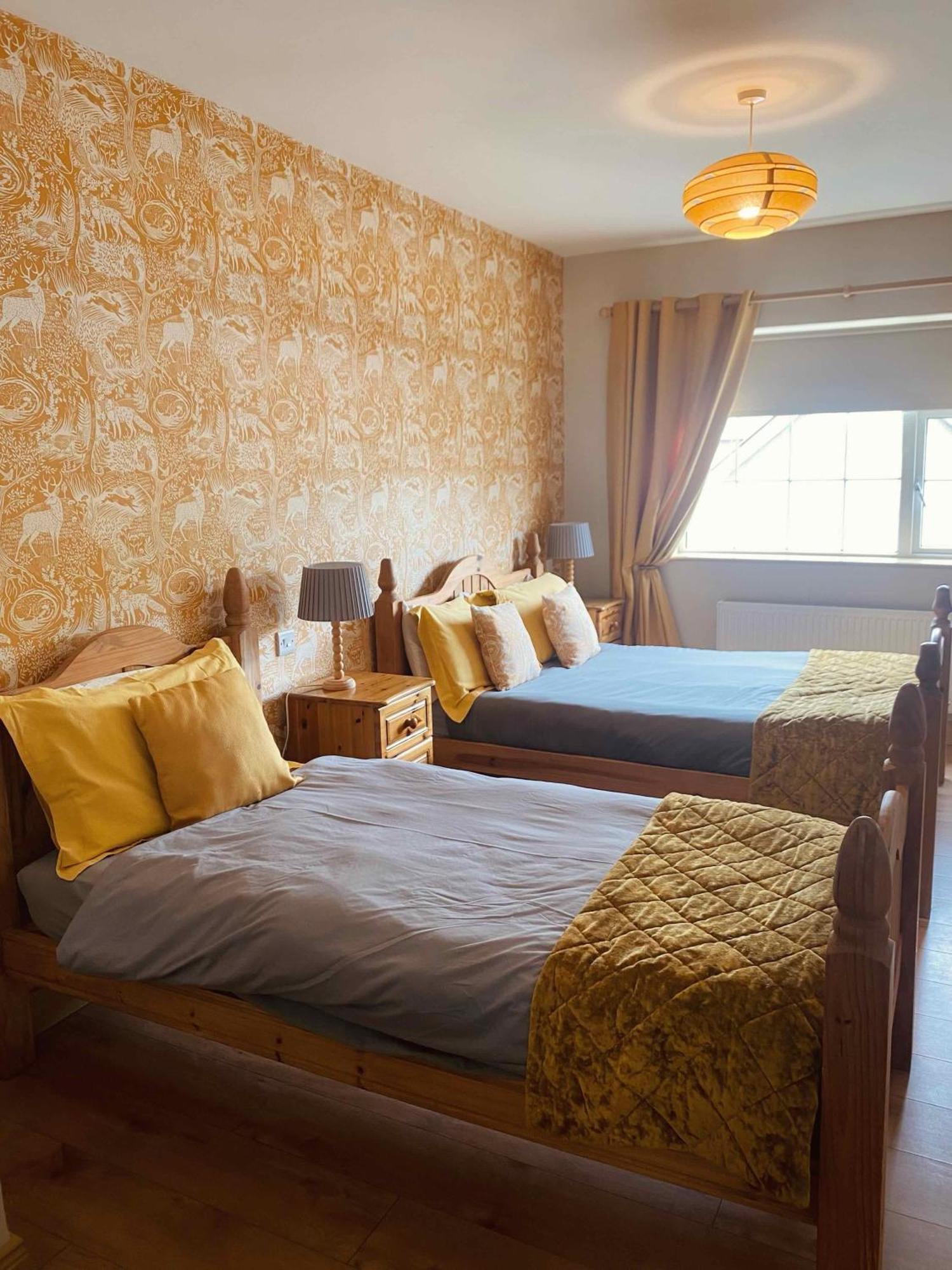 בליק Dulrush Lodge Guest House, Restaurant And Self-Catering מראה חיצוני תמונה