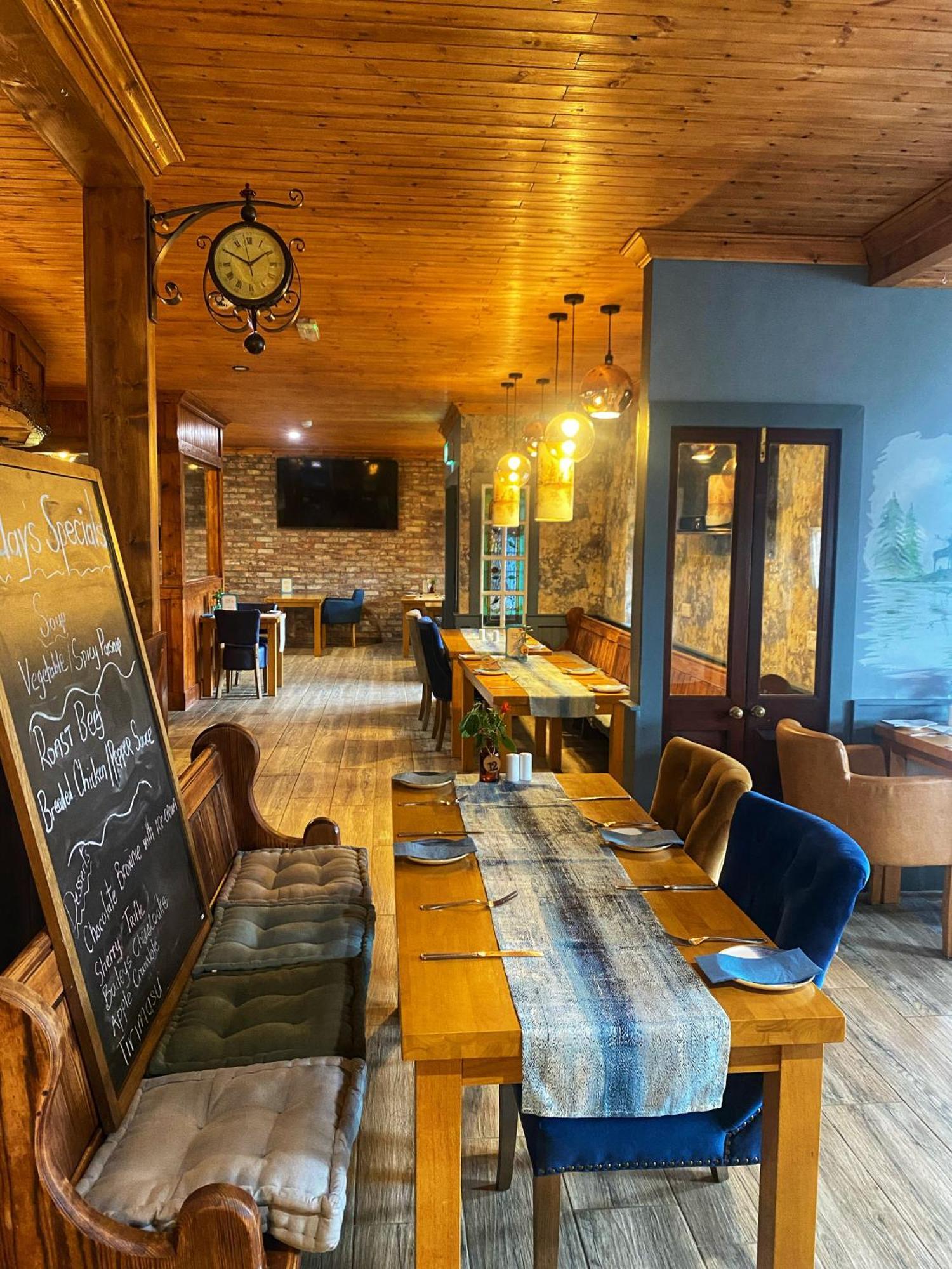 בליק Dulrush Lodge Guest House, Restaurant And Self-Catering מראה חיצוני תמונה